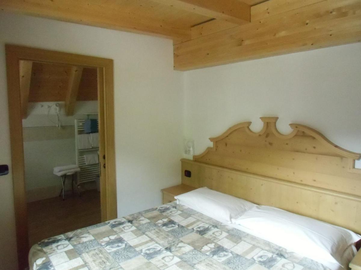 Garni Festil Hotel Campitello di Fassa Exterior photo